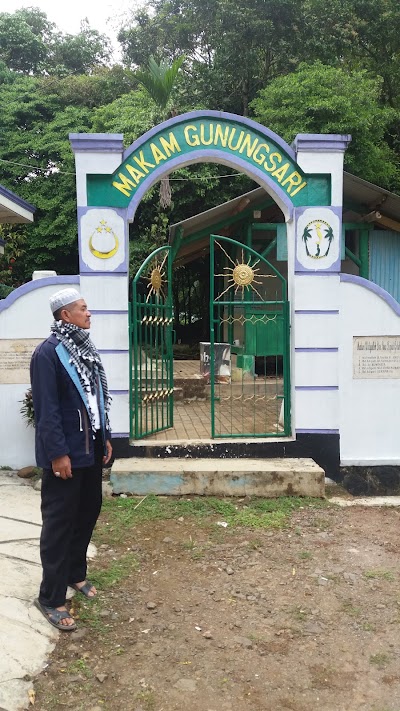 makam Raden Adipati Surapraja
